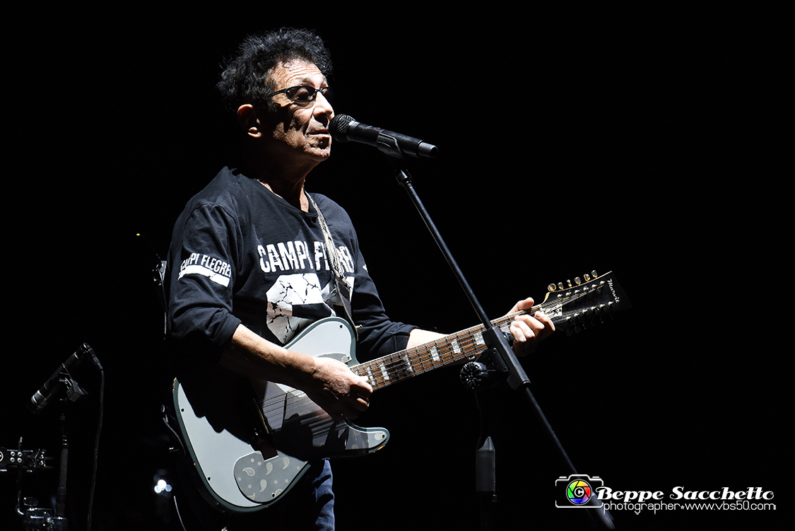 VBS_3970 - Concerto Edoardo Bennato - Peter Pan Rock 'n' Roll Tour.jpg